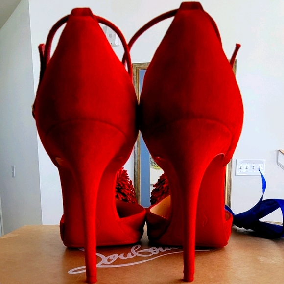 Christian Louboutin Red Velvet Pom-pom heels 36.5 - Picture 4 of 7